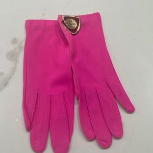 1960s vintage gloves - Barbie pink